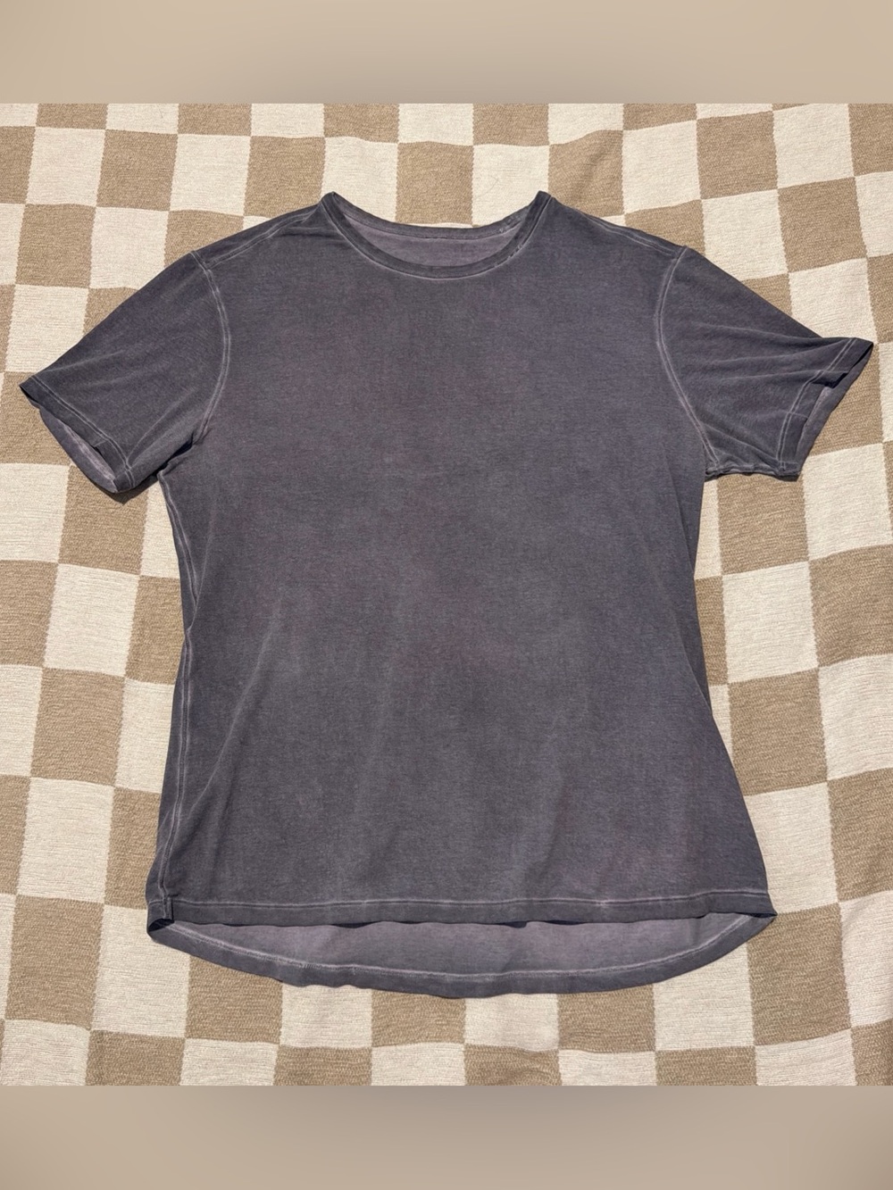 Lululemon T Shirt Men’s Medium Gray Distressed Washed L/Xl Short Sleeve Crew